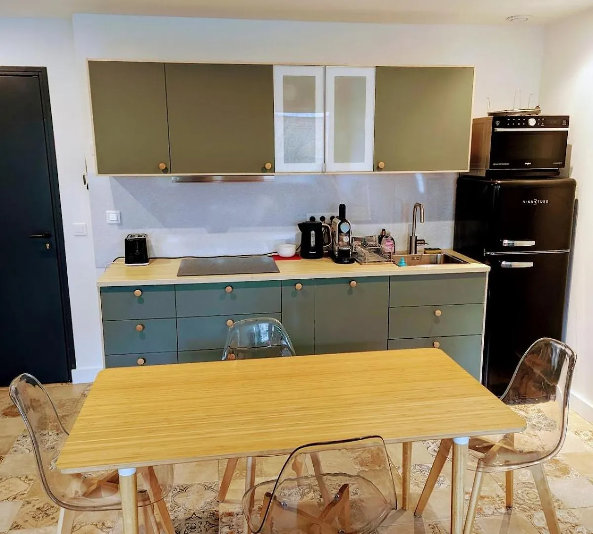 Beautiful 1 Bedroom Apartment Near Eiffel Tower Paris
